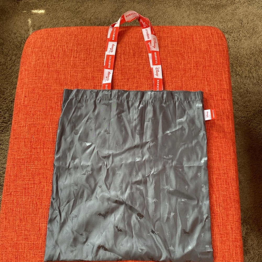 Harveys Disney Rare Retired Halloween Bats Hidden Mickey Shopper Tote